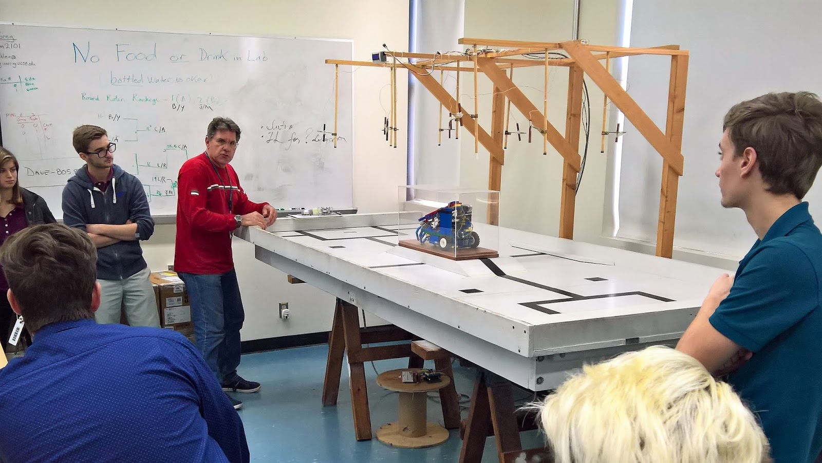 Providence Engineering Academy Visit to UCSB Mechanical Engineering