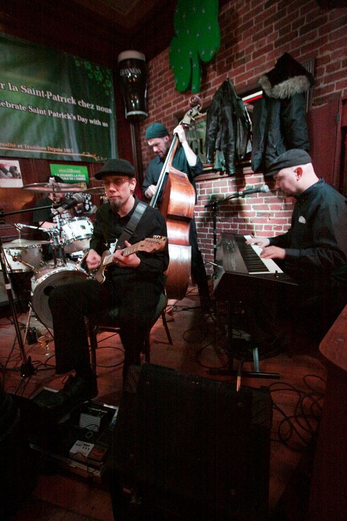 LE TEMPS QUI FUIT/2 (Numérique) Pub SaintAlexandre (Québec)/10 mars 2012