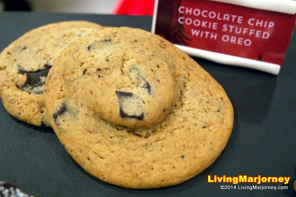 Chocolate Chip Cookie Stuffed with Oreo