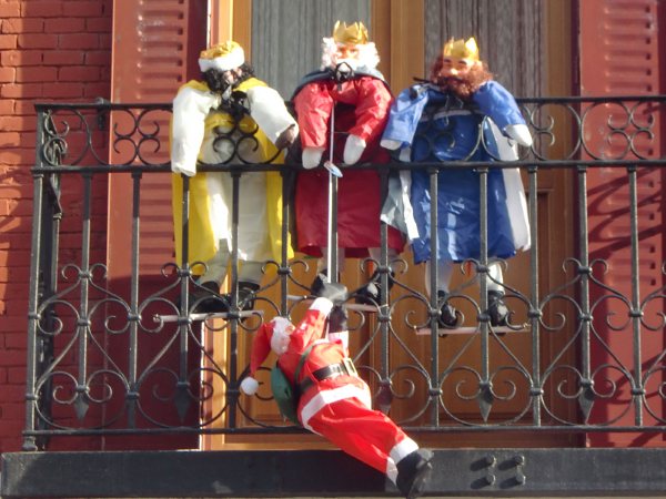 CAMPAÑA DE APOYO A NUESTROS REYES MAGOS CAMPAÑA DE APOYO A NUESTROS REYES MAGOS