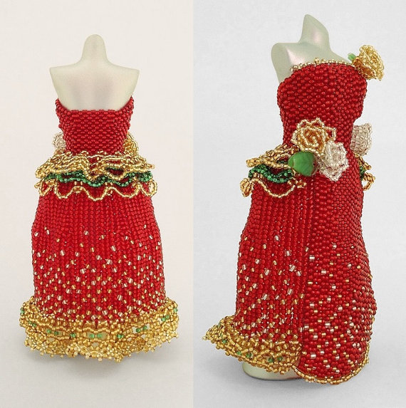Miniature Beaded Dresses by PinkythePink / The Beading Gem