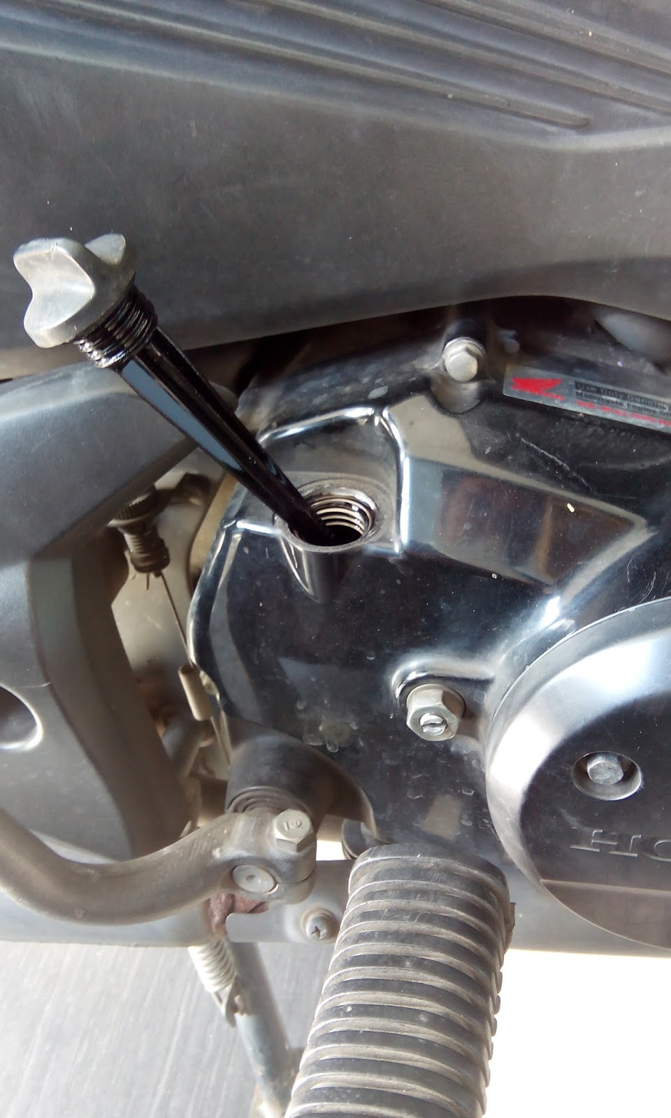 Cara tukar minyak pelincir motor untuk bukan mekanik | Cakap Pomen Motor