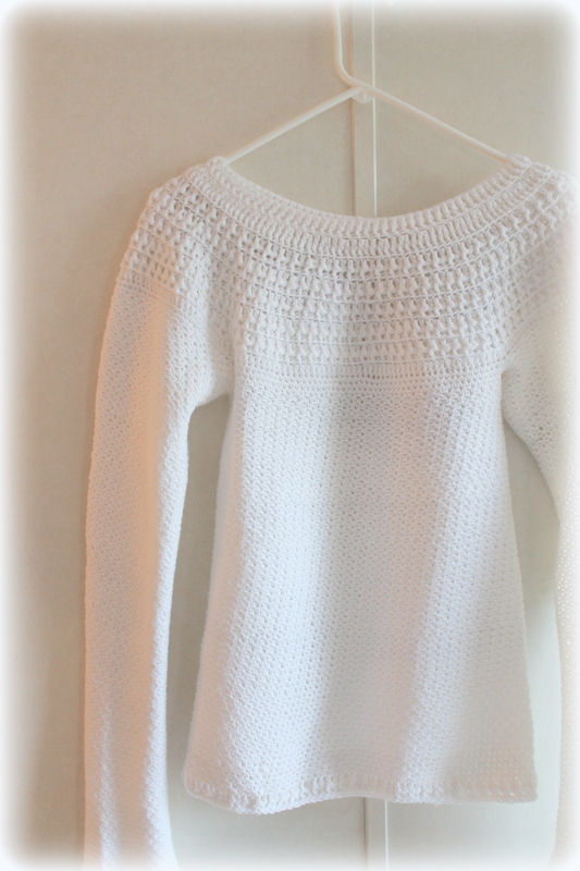 crochet and company: White Pullover Sweater