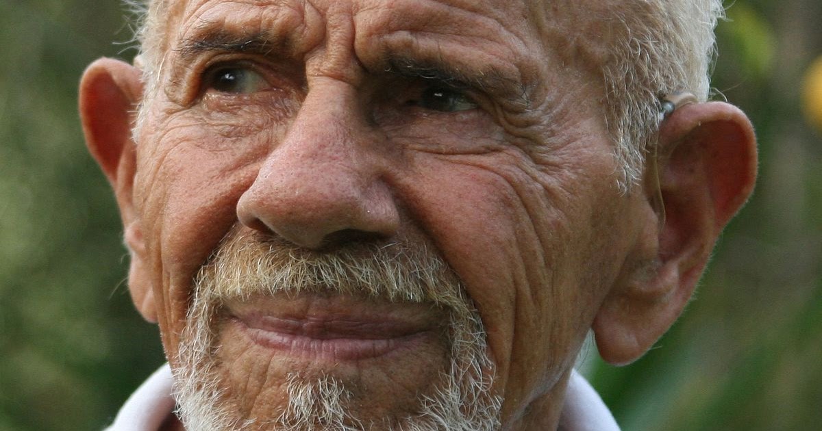 жак фреско дота. жак фреско 2017. жак фреско 2. 2+2 загадка жак фреско. жак фреско футбольный мячик.