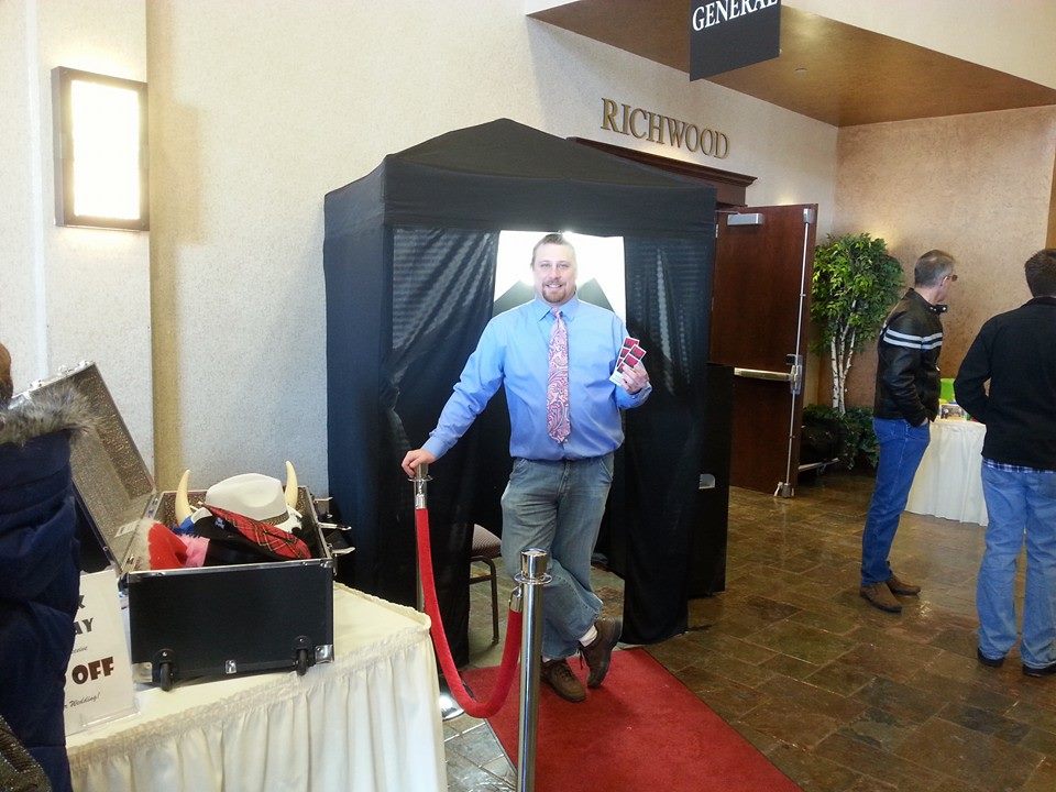 Photo Booth Fargo 5 Reasons Why Photo Booths Are the Life of the Party