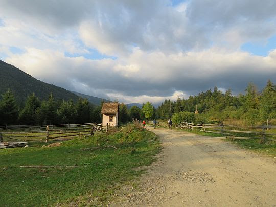 Ostatnie zabudowania wsi Stara Huta. Ostatnie zabudowania wsi Stara Huta.