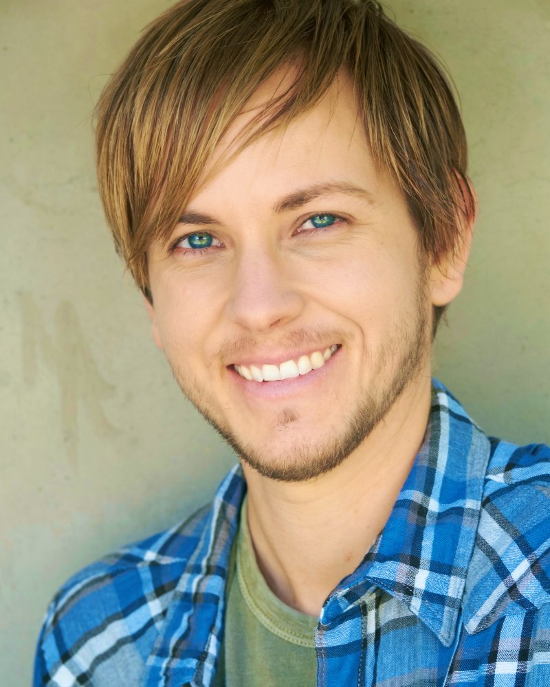 Alex Blue Davis movies list and roles (Greys Anatomy Season 19