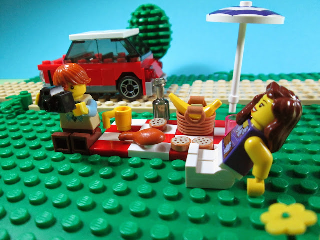 Minifiguras LEGO no picnic