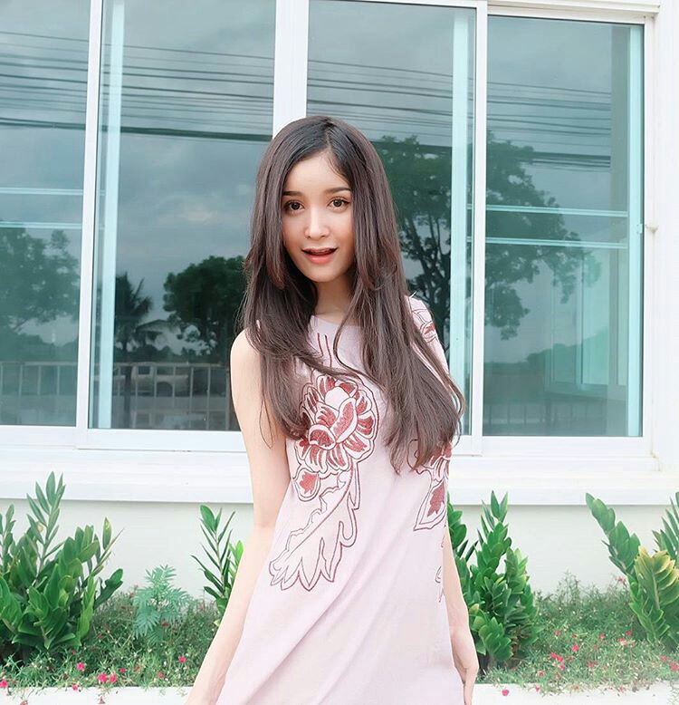 Benz Thipsuda – Beautiful Thailand Transgender Young - TG Beauty