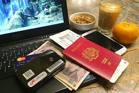 My Travel Checklist, Wnter in Tokyo, Japan, Passport, Flight Ticket, Pocket Wifi, Smart phone, Japan Currency, Credit Card, Laptop, Camera, Winter Clothes, Heatech, Shoes, Skincare, Makeup, Toiletries, Vitamins