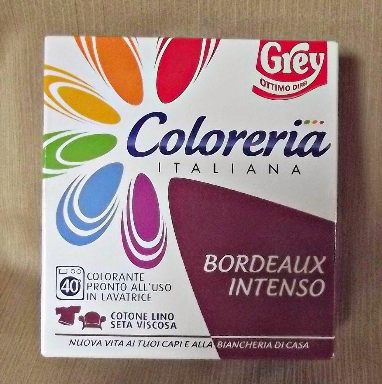 Coloreria Italiana - Che siano di cotone, di lino o viscosa, divertiti a  cambiare colore ai tuoi capi con Coloreria Italiana.
