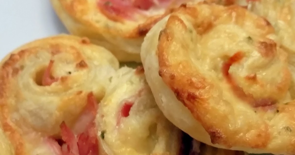 A Bite to Eat: Ham and Cheese Palmiers
