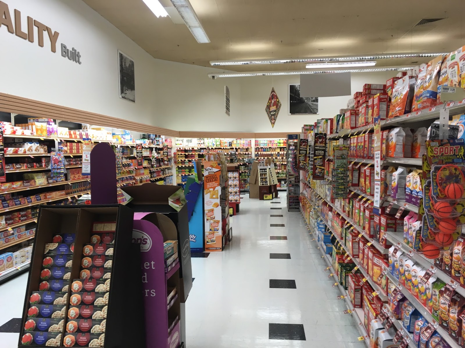 TOUR Acme Saddle Brook, NJ