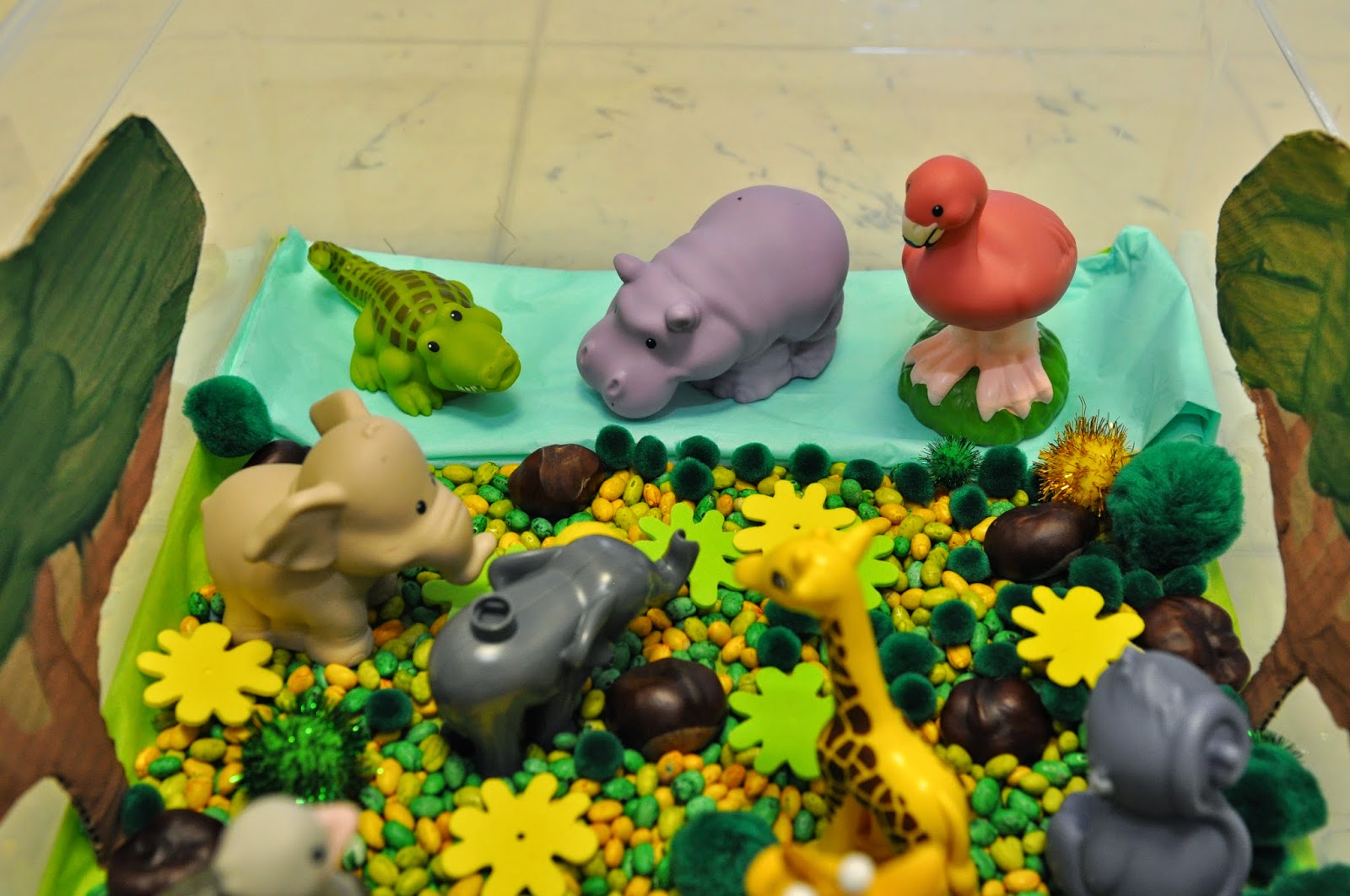 Creative Projects for Kids African Savannah Sensory Bin