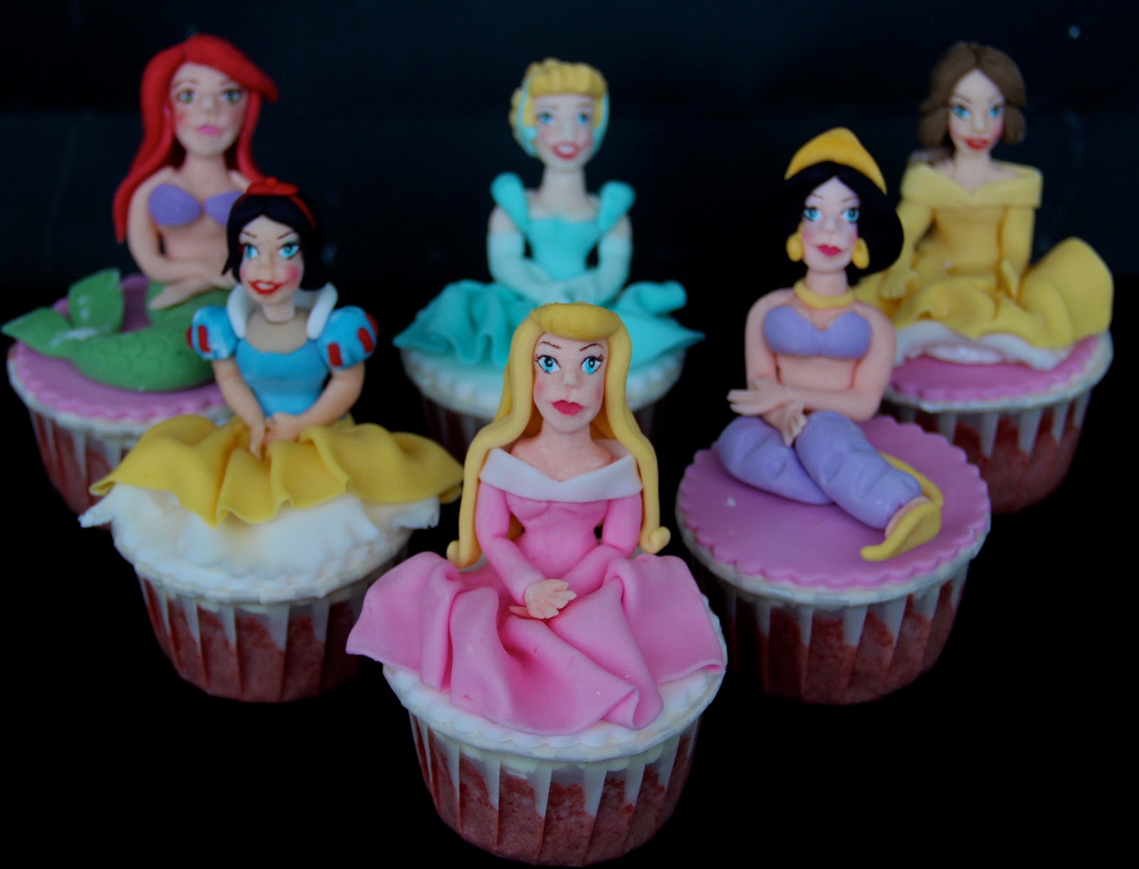 Ema's Creation: Disney Princess Cupcake
