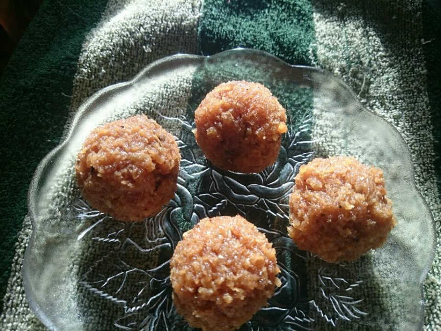 Kobbari vundalu coconut sweet Indian Famous Recipes