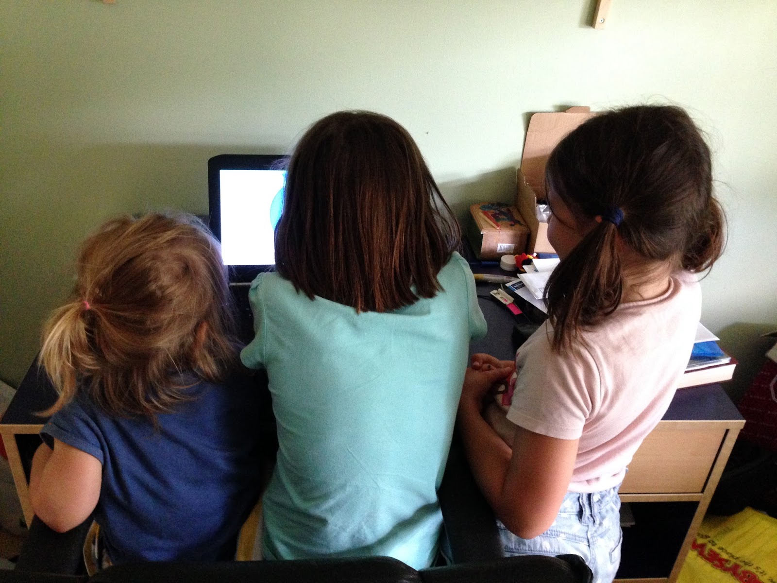 Literacy, families and learning 9 Tips for Managing Children's Media Time