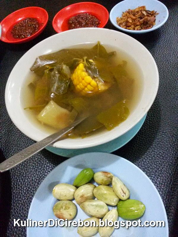 Kuliner di Cirebon: Ayam Goreng Bahagia 71 (Hj. Sunarti)