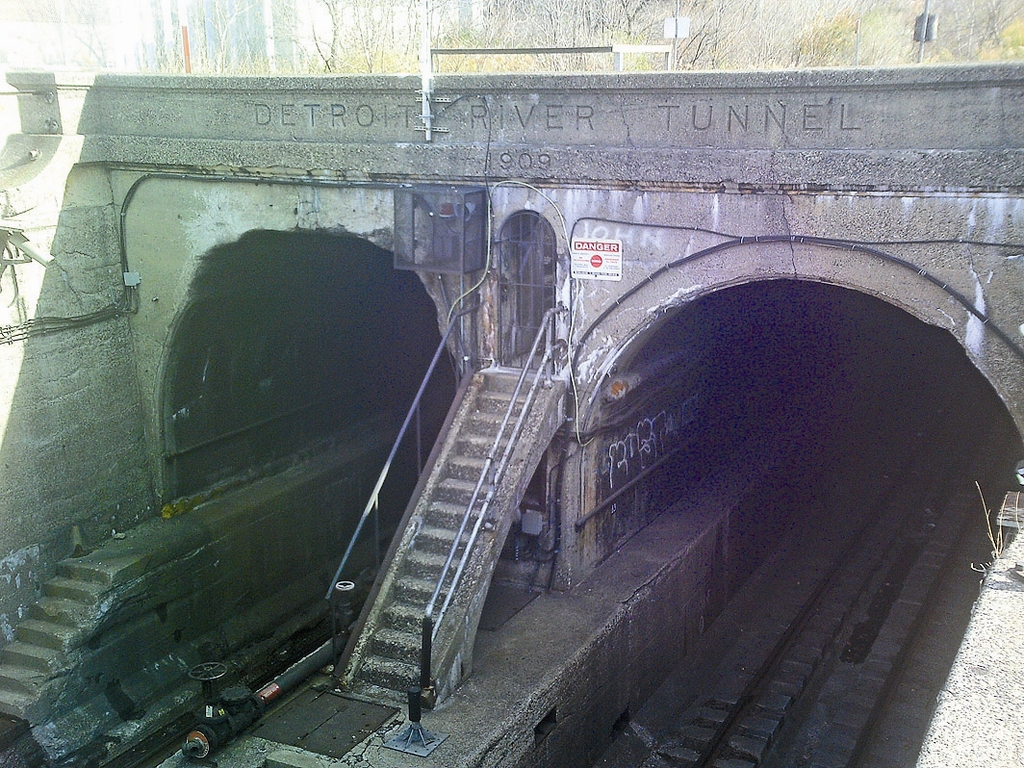 A Detroit Architect's Journal The First Detroit River Tunnel