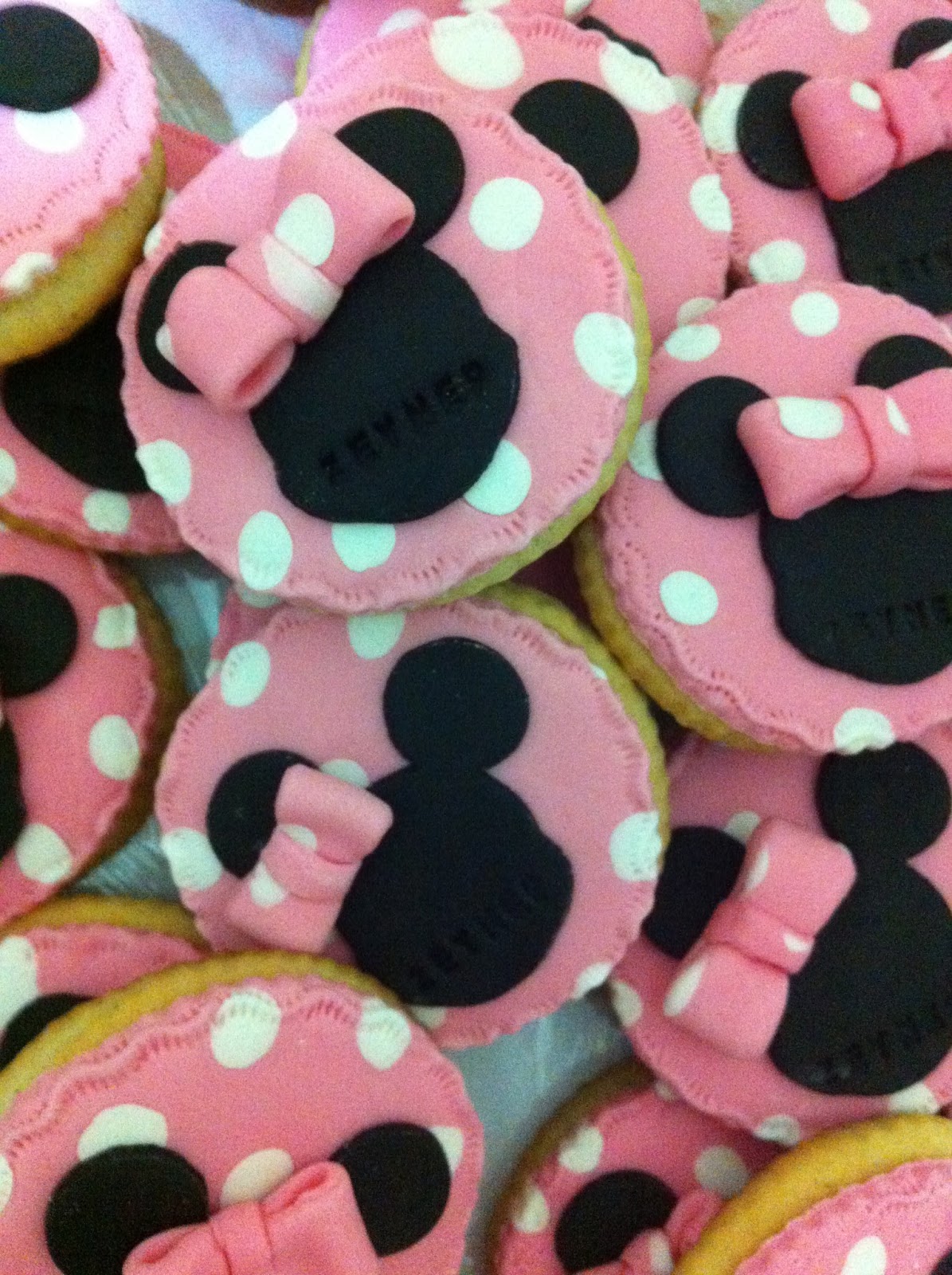 Atölye Cakery Minnie Mouse Kurabiyeler