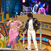Priyanka Chopra & Shah Rukh Khan performing & rehearsing at Zee Awards