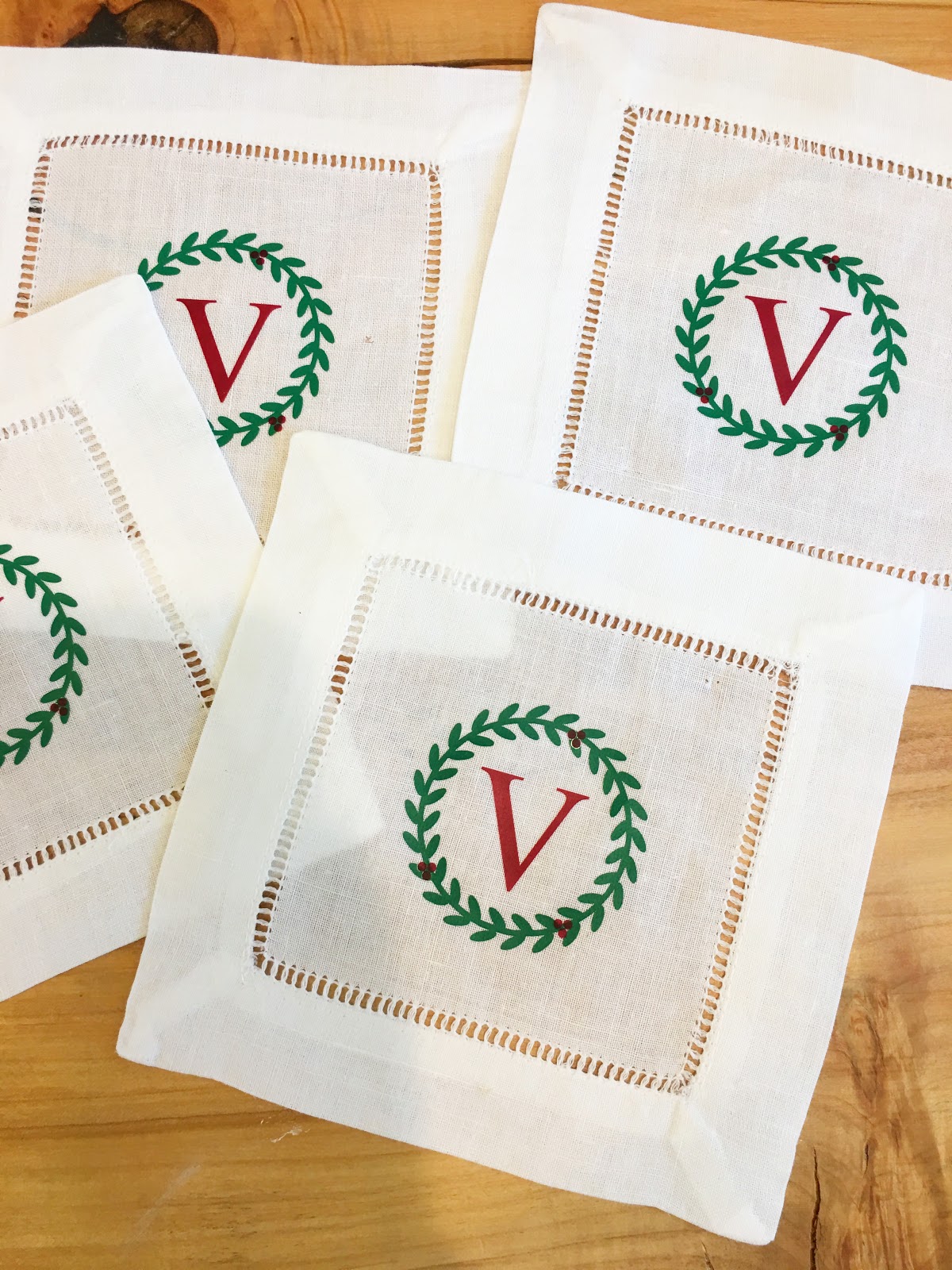 10 Unique Blanks for Heat Transfer Vinyl (That Will Rock Your Holiday