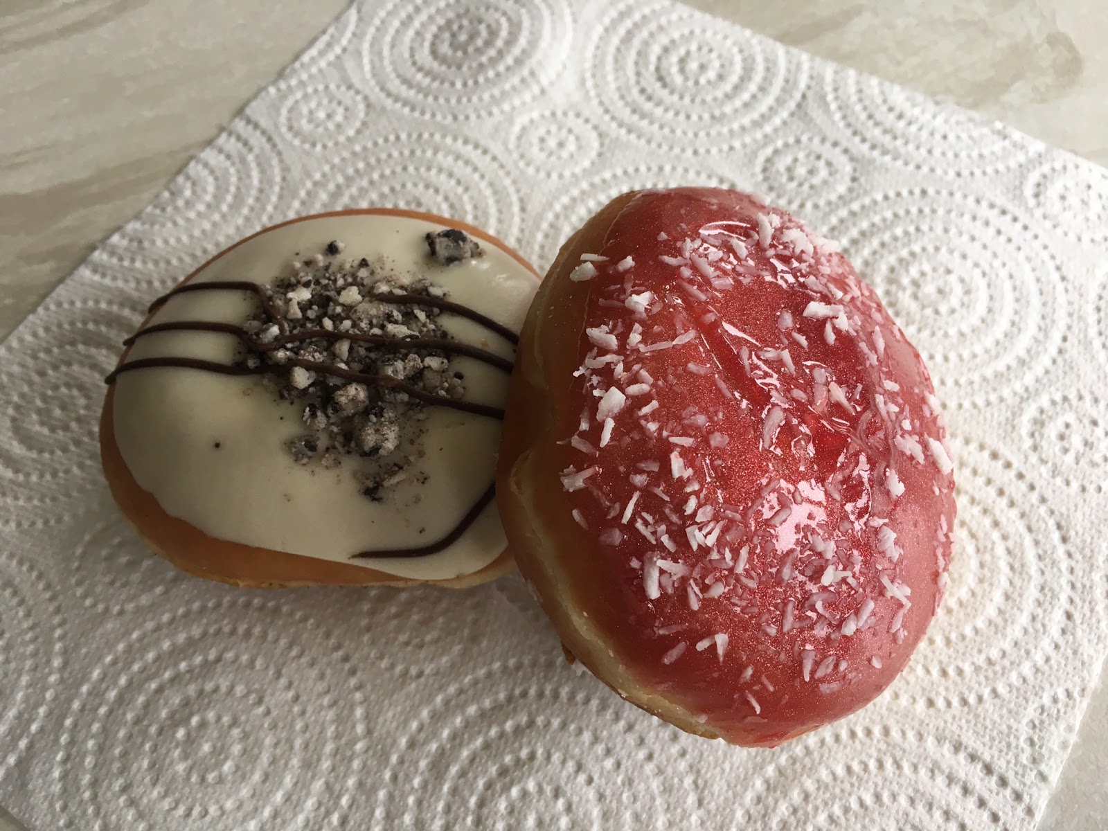 Reaching for Refreshment Review Krispy Kreme NEW Hersey's and