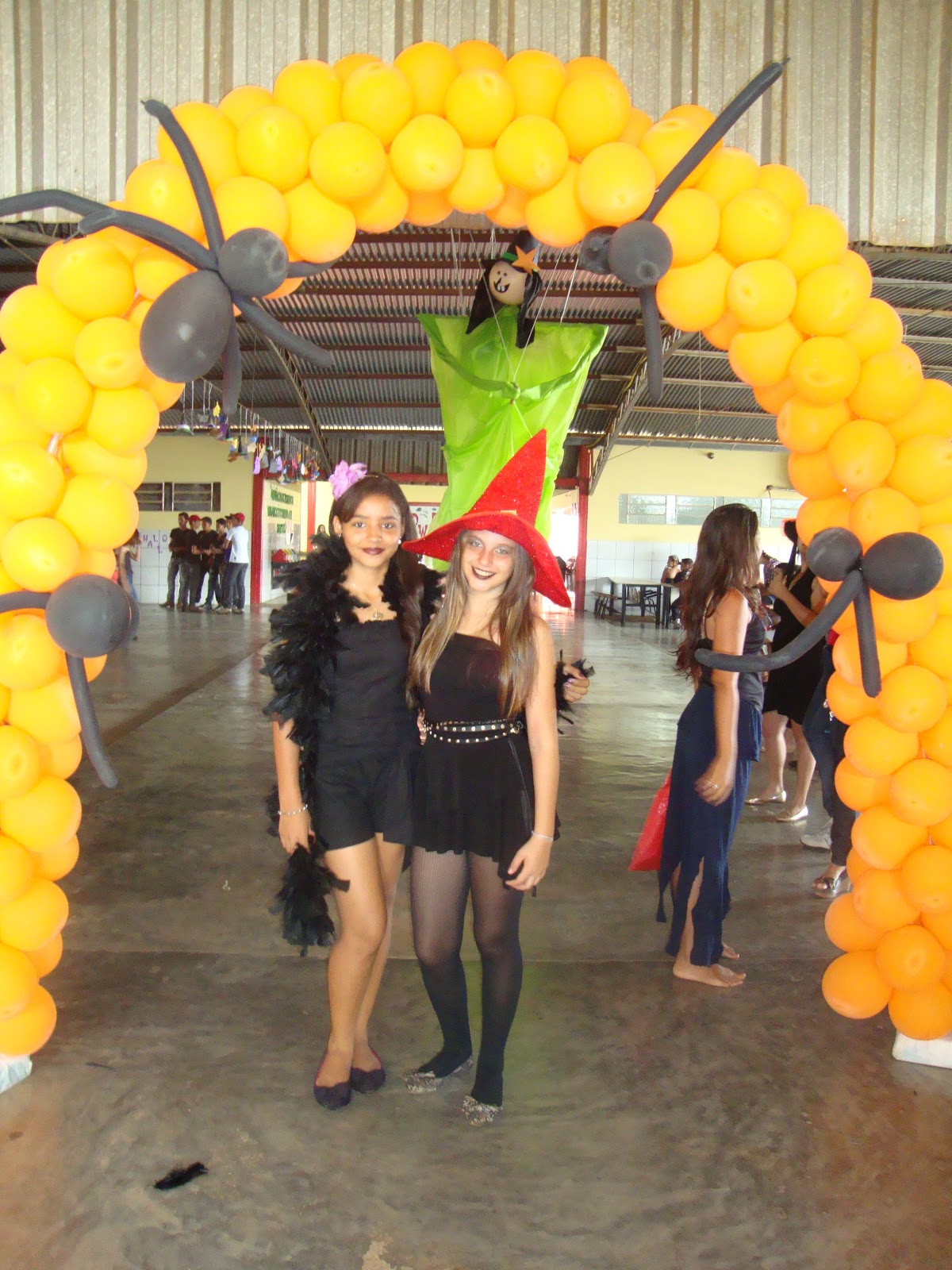 Escola Estadual Domingos Briante Comemoração ao dia do Halloween