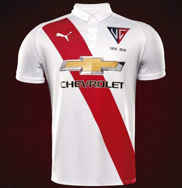 Camisa ldu preta Clearance
