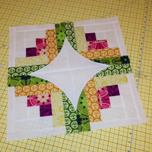 Quilting Land Curve it Up Quilt (Block 7)
