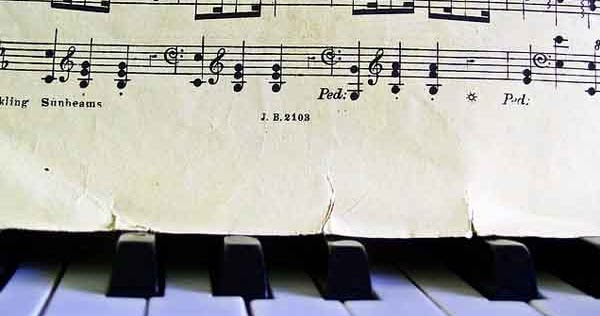 Bangun Pemuda Pemudi Dinyanyikan Dengan Tempo Deepavalir