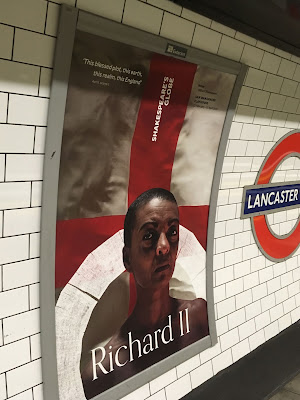Poster showing Adjoa Andoh as Richard II, on the white-tiled wall of Lancaster Gate tube station so 