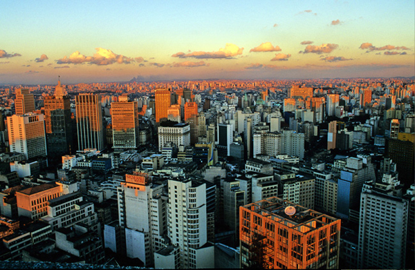 inicio y escape: Sao Paulo Skyline