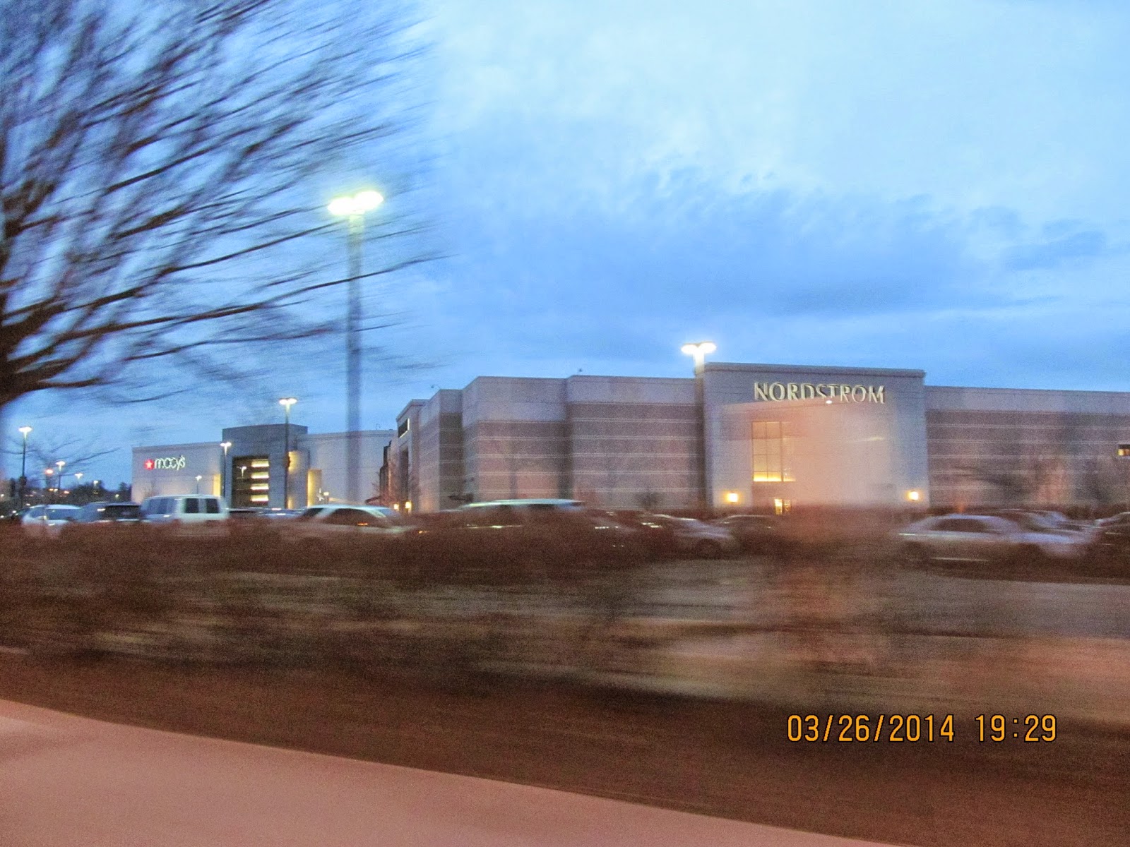 Pandora Galleria Mall St Louis Walden Wong