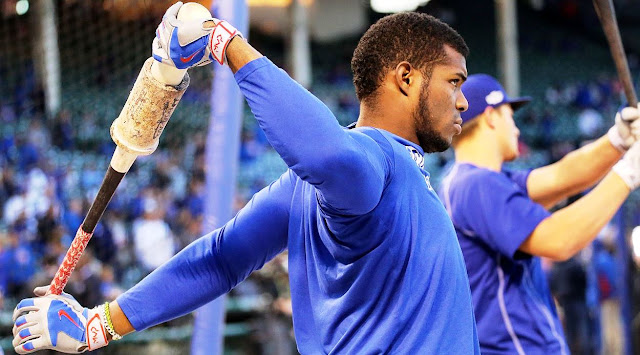 Puig ha estado involucrado en un posible cambio desde la temporada pasada, pero todo parece que en la organización aún creen que el jardinero cubano puede ofrecer grandes cosas al equipo. Puig ha estado involucrado en un posible cambio desde la temporada pasada, pero todo parece que en la organización aún creen que el jardinero cubano puede ofrecer grandes cosas al equipo.