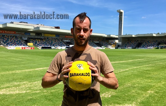 Oficial: El Barakaldo renueva a Alain Arroyo