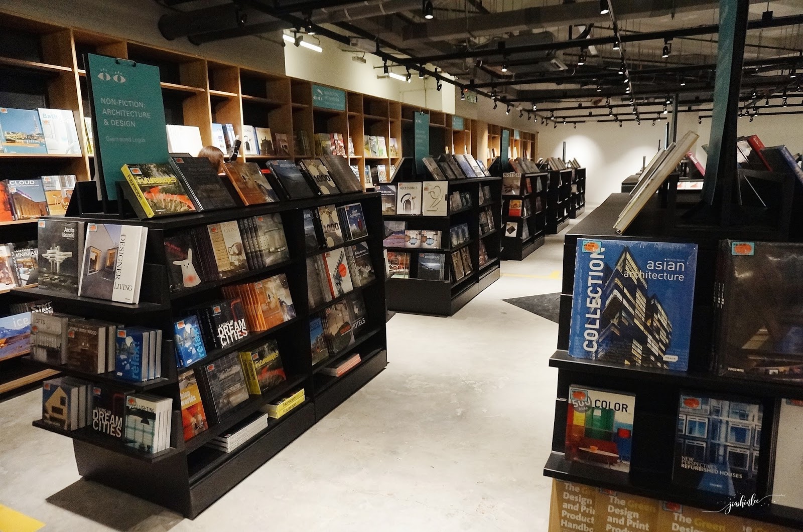 BookXcess Opens Malaysia's First 24-Hour Bookstore in Tamarind Square