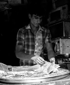 monochrome monday, black and white weekend, black and white, paratha, indian bread, seller, mohammed ali road, street cafe, mumbai, india