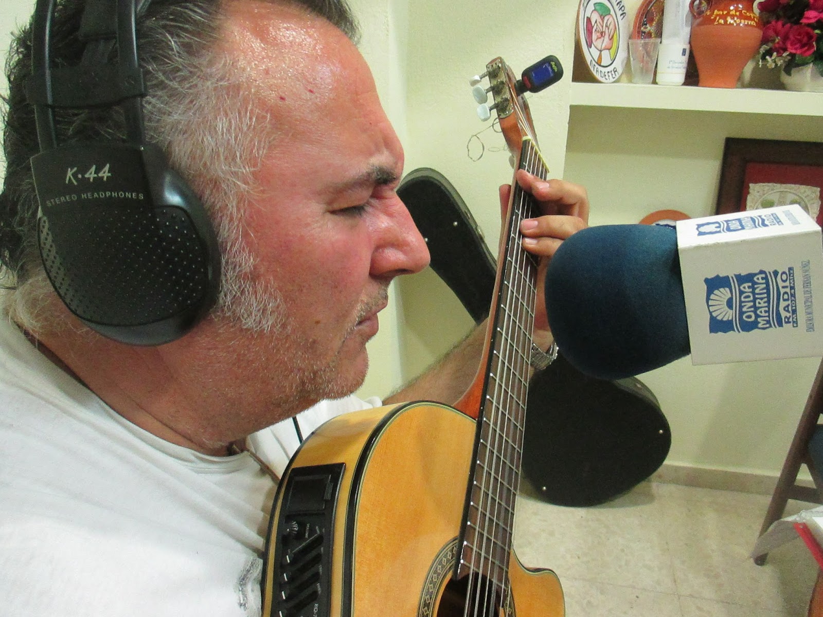 EL SUAVECITO: CASIANO EN IMÁGENES EN EL SUAVECITO DE ONDA MARINA RADIO