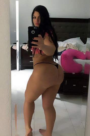 Kim Kardashian Can Put Her Huge Ass Into The Jeans 93