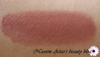 Essence flattering nude swatch
