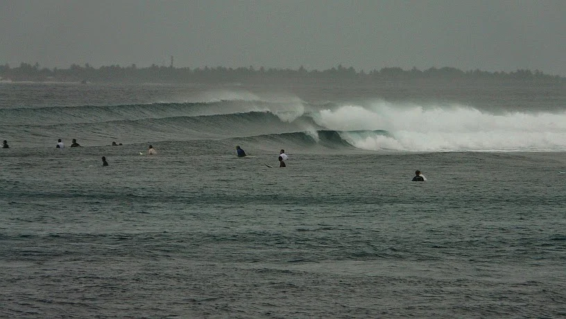 maldivas surf trip surfari 01