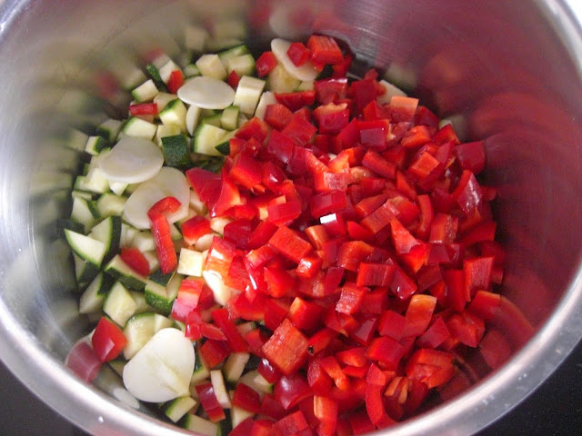 Überall & Nirgendwo: Sommer-Risotto mit Hühnchen und Pinienkernen