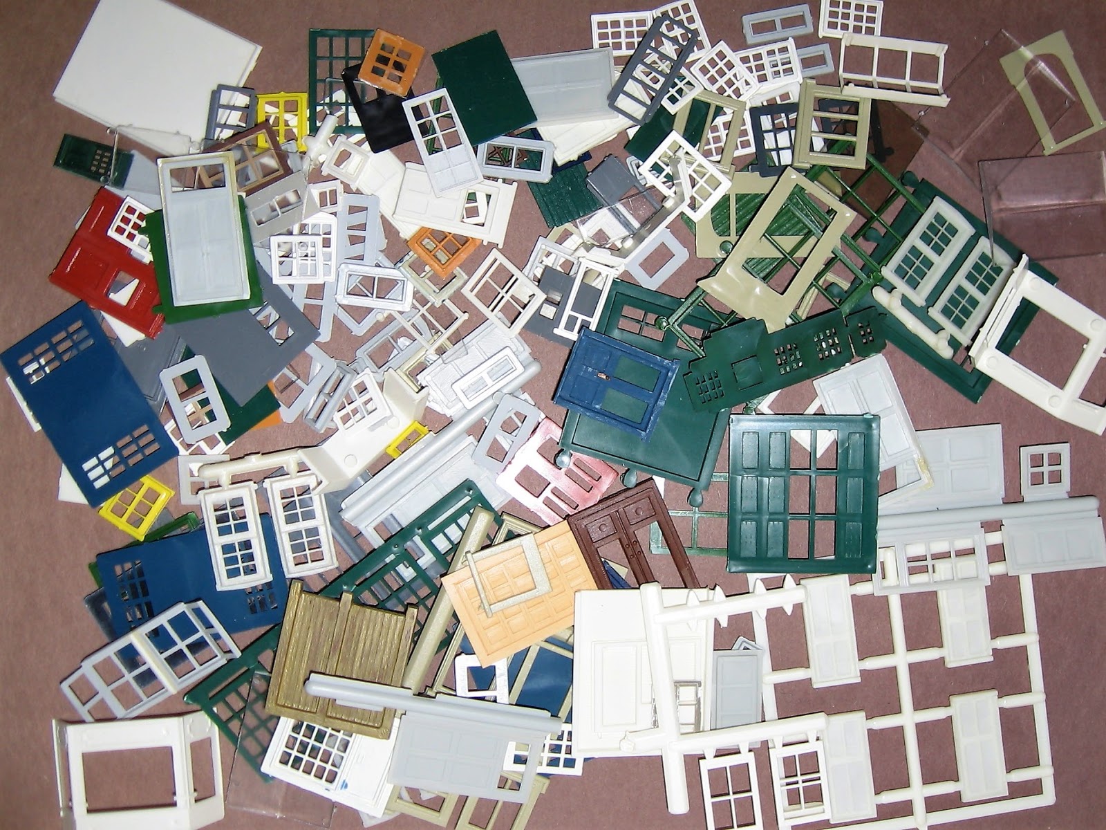 YeOldeSiteofCuriosities 1/87 Scale Windows & Doors