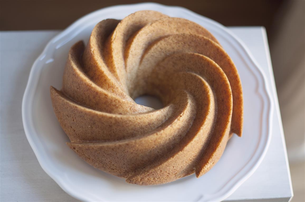 Whipped cream bundt cake What Eva Bakes