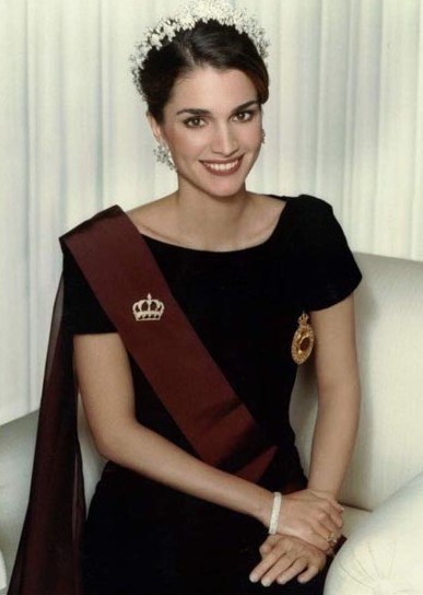 Queen Rania Al Abdullah Of Jordan ~ Celebrity In Style