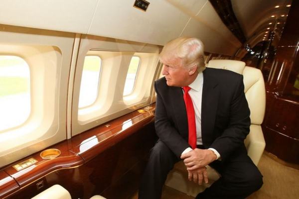 Donald Trump renuncia a su salario Donald Trump renuncia a su salario
