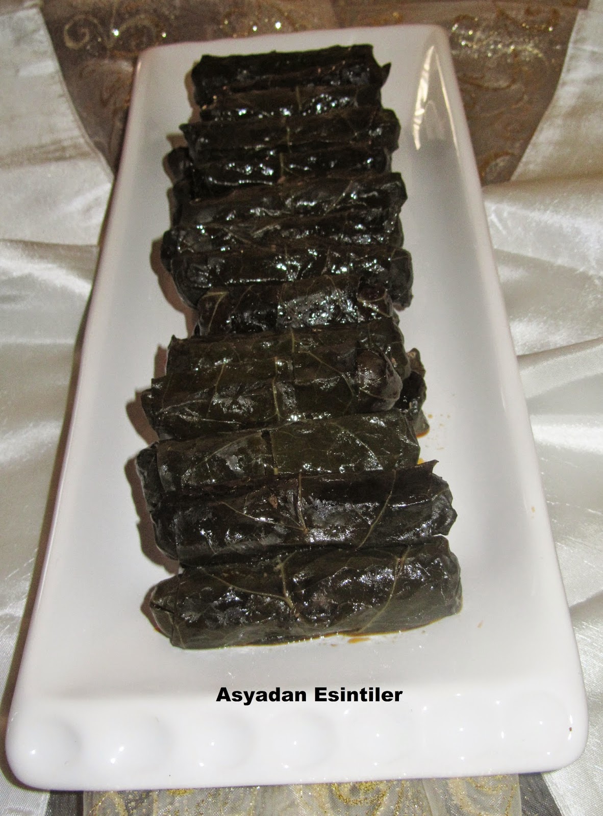 asyadan esintiler Etli Karalahana Dolması