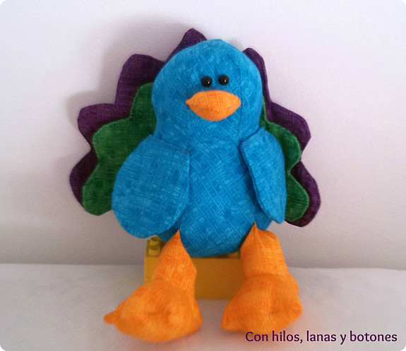 Con hilos, lanas y botones: Tully the Turkey (Sweetbriar Sisters pattern)