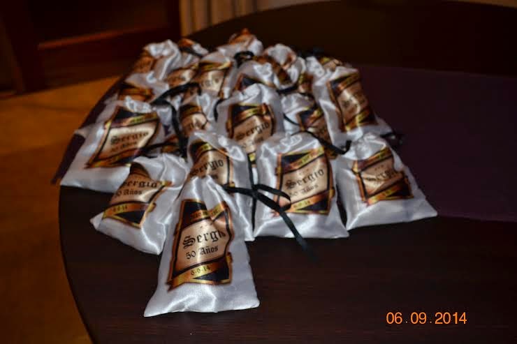 Souvenirs Lippolisgraf Souvenirs Para 50 Anos Personalizados